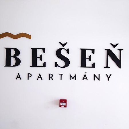 Apartman Nad Riekou Besenova Ngoại thất bức ảnh